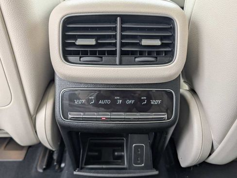 Used 2023 Mercedes-Benz GLE 350 image 24