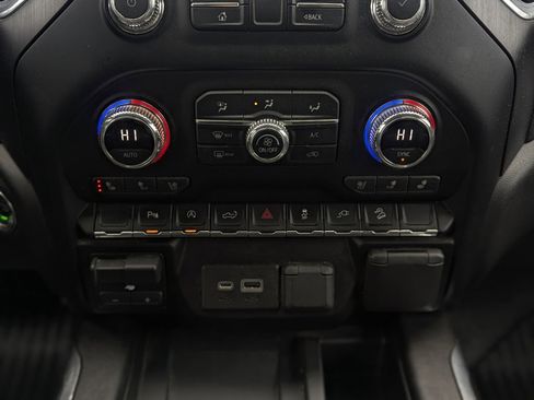 Used 2020 GMC Sierra 1500 AT4 w/ AT4 Premium Package image 41