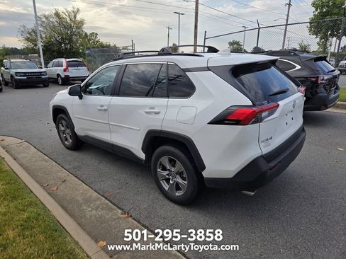 Used 2025 Toyota RAV4 XLE w/ Convenience Package FWD image 4