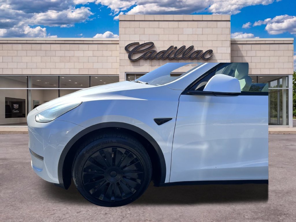 Used 2021 Tesla Model Y Long Range AWD/4WD image 30