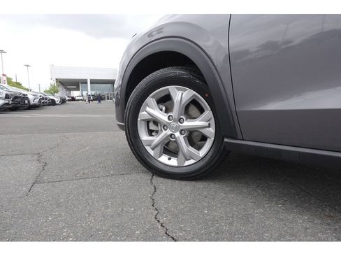 Used 2025 Honda HR-V LX image 9