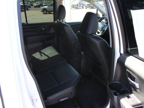 Used 2023 Honda Ridgeline RTL image 11
