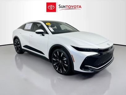 Used 2025 Toyota Crown Platinum