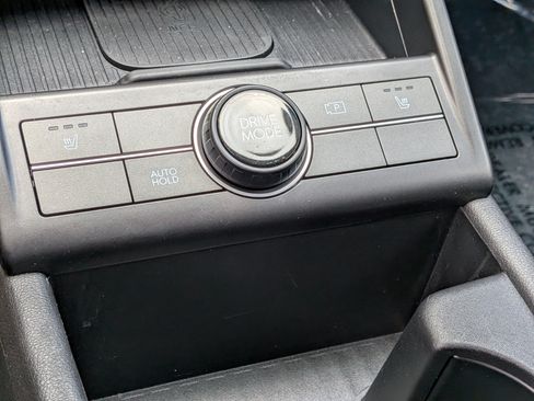Used 2025 Hyundai Kona SEL FWD image 31