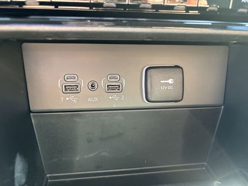 Used 2023 Jeep Grand Cherokee L Laredo AWD/4WD image 27