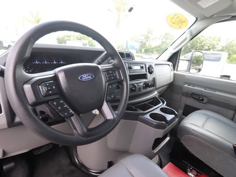 Used 2023 Ford E-350 and Econoline 350 Super Duty w/ Power Windows & Locks Group RWD image 4