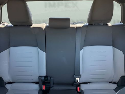 Used 2025 Toyota Tacoma TRD Sport AWD/4WD image 11