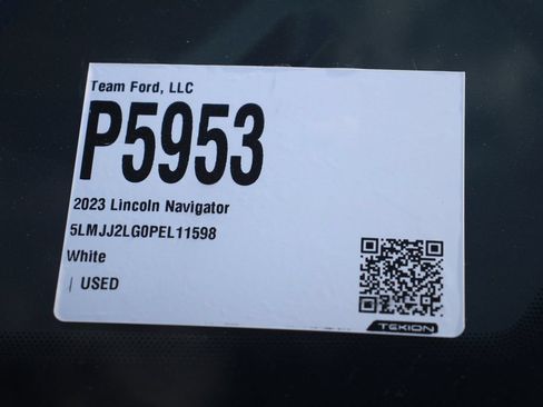 Certified 2023 Lincoln Navigator Reserve AWD/4WD image 26