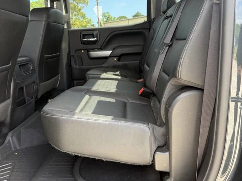 Used 2017 Chevrolet Silverado 1500 LTZ Z71 w/ LTZ Plus Package AWD/4WD image 15