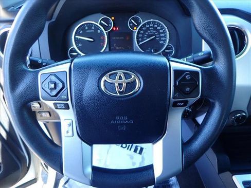Used 2017 Toyota Tundra SR5 image 12