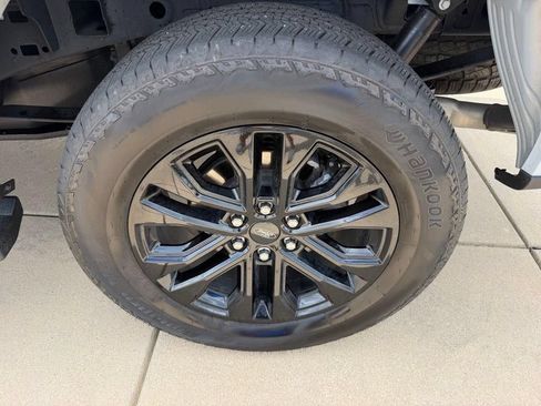 Used 2025 Ford F150 Lariat w/ Equipment Group 501A Mid AWD/4WD image 26