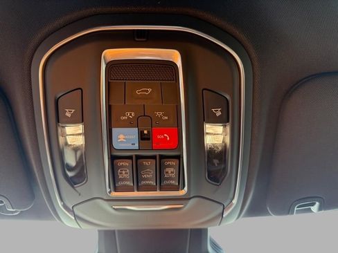 New 2025 Jeep Wagoneer S Limited image 14