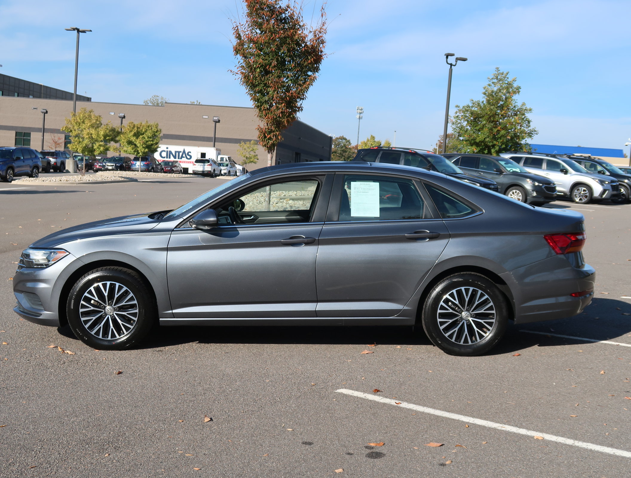 Used 2019 Volkswagen Jetta SE FWD image 5