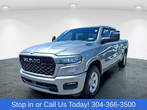 Used 2025 RAM 1500 Big Horn AWD/4WD image 7