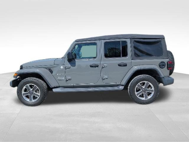 Used 2018 Jeep Wrangler Unlimited Sahara AWD/4WD image 6