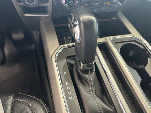 Used 2020 Ford F150 Lariat w/ Equipment Group 502A Luxury AWD/4WD image 9