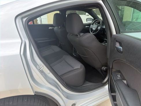 Used 2022 Dodge Charger SXT RWD image 13