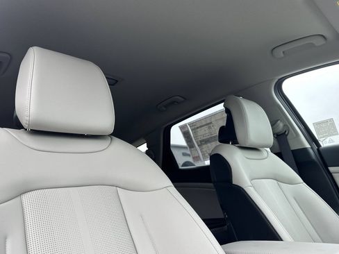 New 2026 Kia Sportage EX AWD/4WD image 18