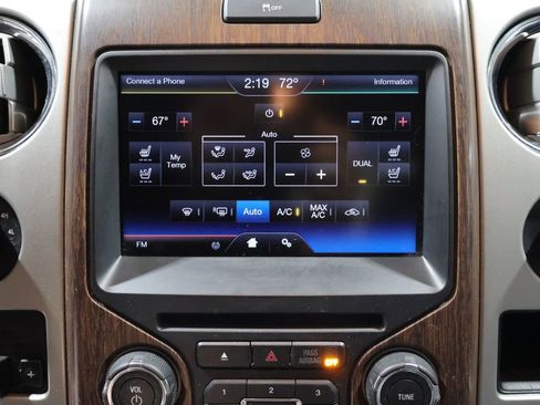 Used 2014 Ford F150 Lariat w/ Lariat Chrome Package AWD/4WD image 30