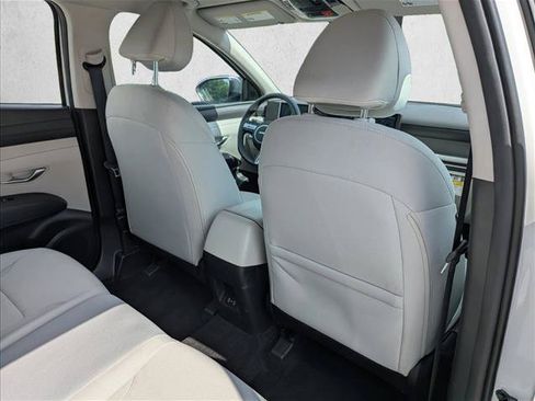 Certified 2026 Hyundai Tucson SE FWD image 28
