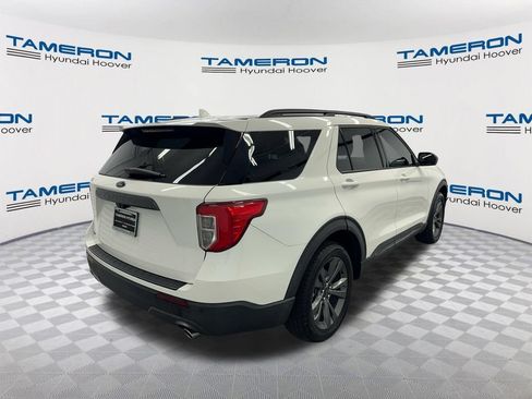 Used 2021 Ford Explorer XLT w/ Equipment Group 202A RWD image 5