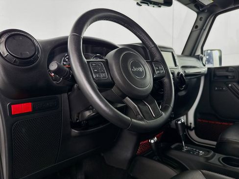 Used 2017 Jeep Wrangler Unlimited Rubicon w/ Quick Order Package 24Z Recon image 20