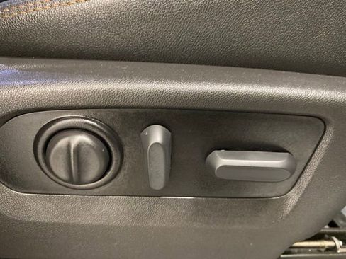 Used 2021 GMC Sierra 1500 AT4 image 36