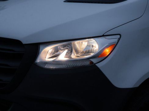 New 2026 Mercedes-Benz Sprinter 2500 image 9