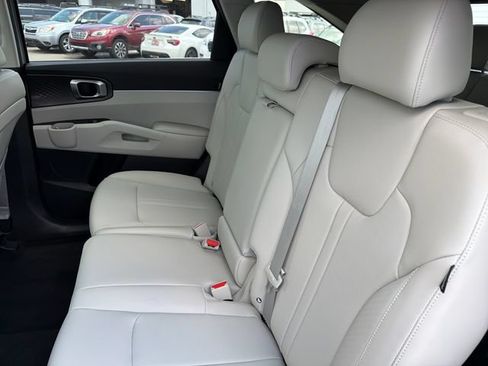 New 2026 Kia Sorento S FWD image 19