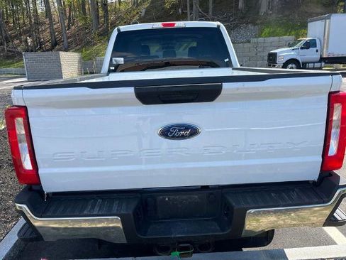 Certified 2025 Ford F250 XLT w/ Snow Plow Prep Package AWD/4WD image 3