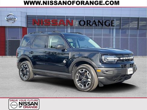 Used 2023 Ford Bronco Sport Outer Banks w/ Tech Package image 1