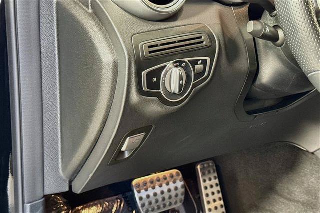 Used 2022 Mercedes-Benz GLC 300 4MATIC image 10