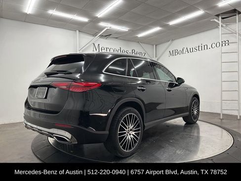 Certified 2026 Mercedes-Benz GLC 300 image 8