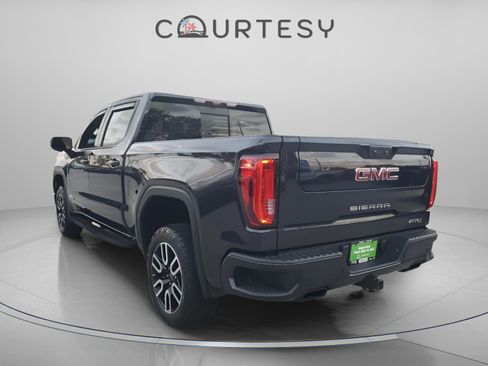 Used 2024 GMC Sierra 1500 AT4 w/ Technology Package image 2