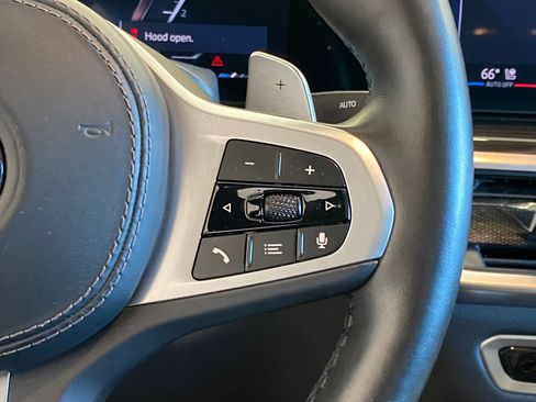 Certified 2025 BMW X6 xDrive40i image 31