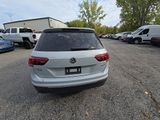Used 2018 Volkswagen Tiguan SE w/ Panoramic Sunroof Package image 6