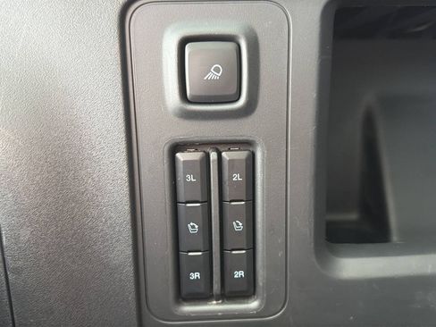 Used 2025 Ford Expedition Max Platinum AWD/4WD image 9