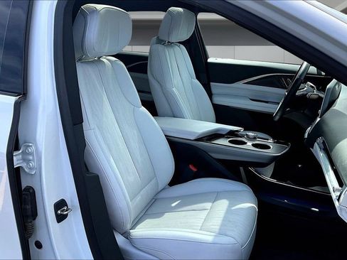 Certified 2024 Cadillac Lyriq Sport w/ LPO, Floor Liner Package AWD/4WD image 28