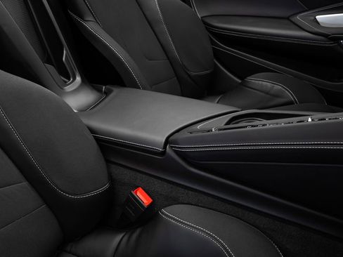 Used 2024 Chevrolet Corvette Stingray Convertible w/ 1LT image 30