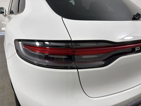 Certified 2023 Porsche Macan Turbo AWD/4WD image 17