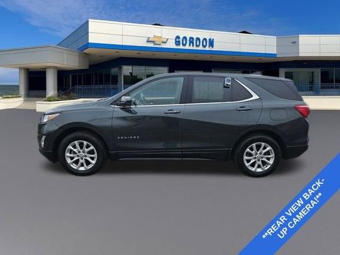Used 2020 Chevrolet Equinox LT w/ Driver Convenience Package image 2