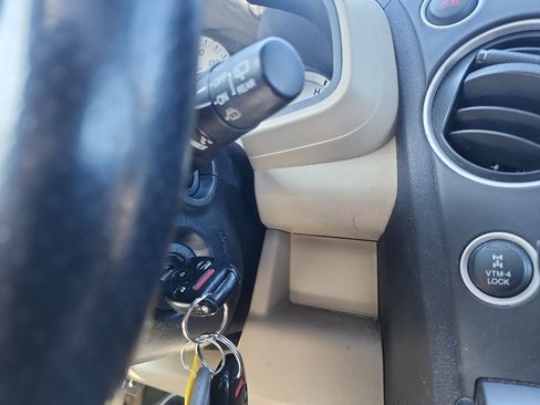 Used 2014 Honda Pilot Touring image 32