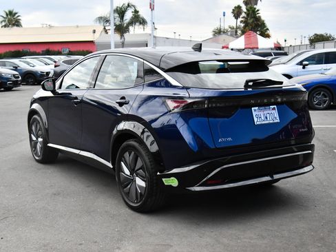 Used 2023 Nissan Ariya FWD image 6
