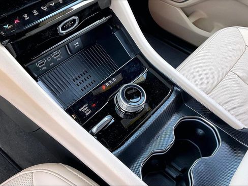 New 2026 Jeep Grand Cherokee L Limited image 33