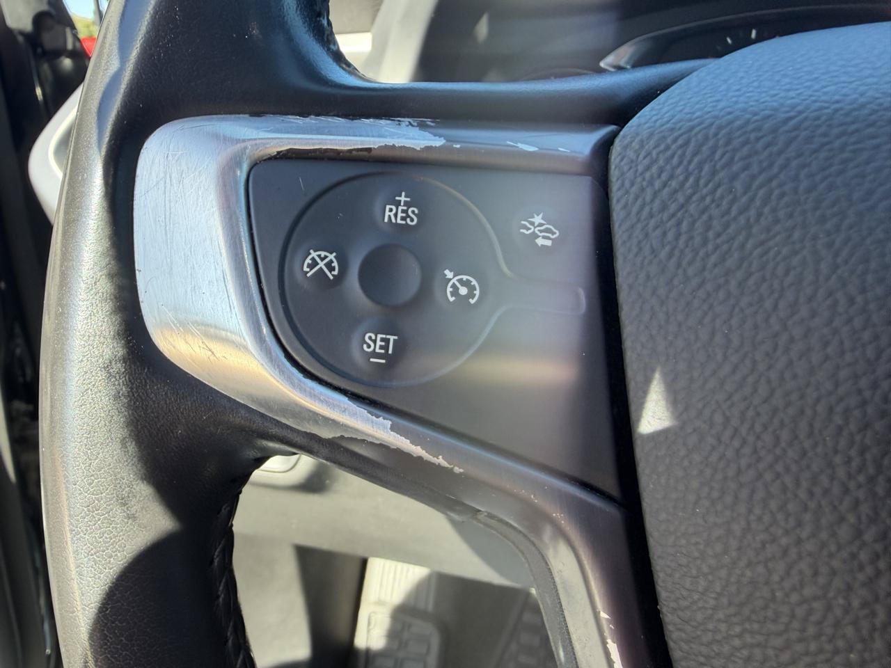 Used 2021 GMC Acadia AT4 w/ Trailering Package AWD/4WD image 32