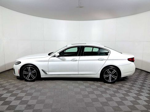 Certified 2023 BMW 530i xDrive w/ Convenience Package AWD/4WD image 4