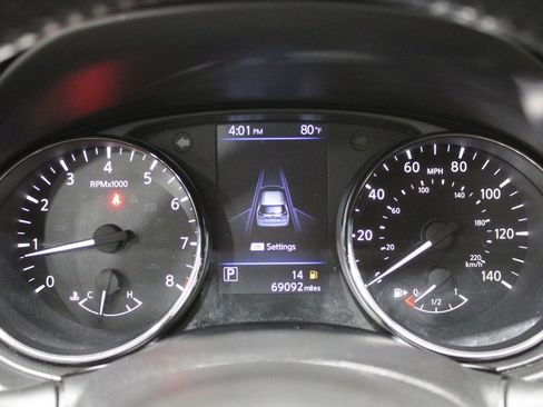 Used 2020 Nissan Rogue SV image 27