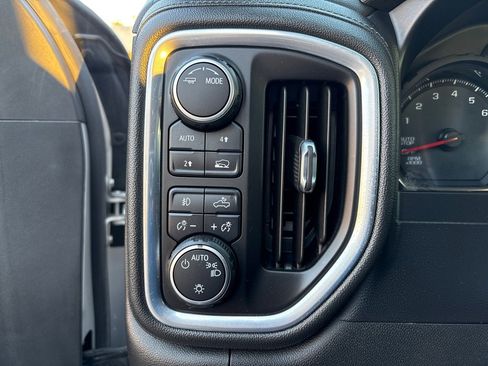 Used 2020 Chevrolet Silverado 1500 LT AWD/4WD image 22