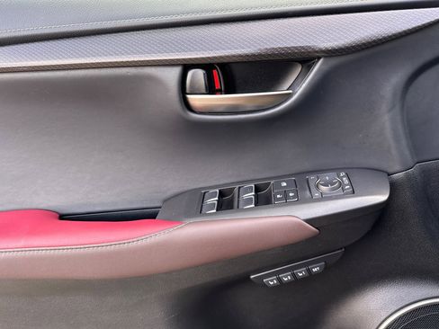 Used 2018 Lexus NX 300h AWD image 14