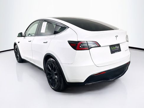 Used 2020 Tesla Model Y Long Range image 5